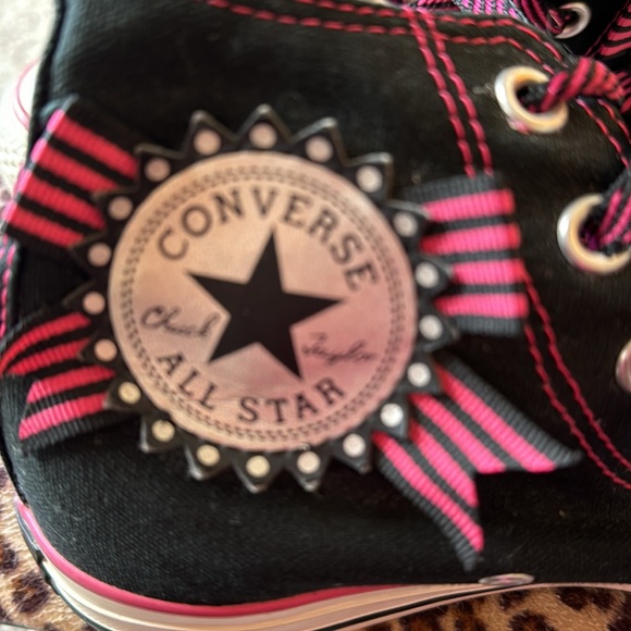 USED Chuck Taylor All-Star Converse size 5. - Picture 2 of 5